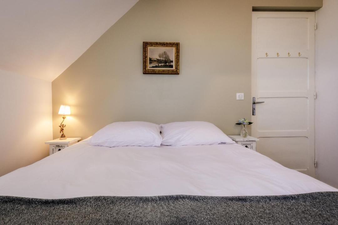 Photo of Bedroom in Saint-Mathieu