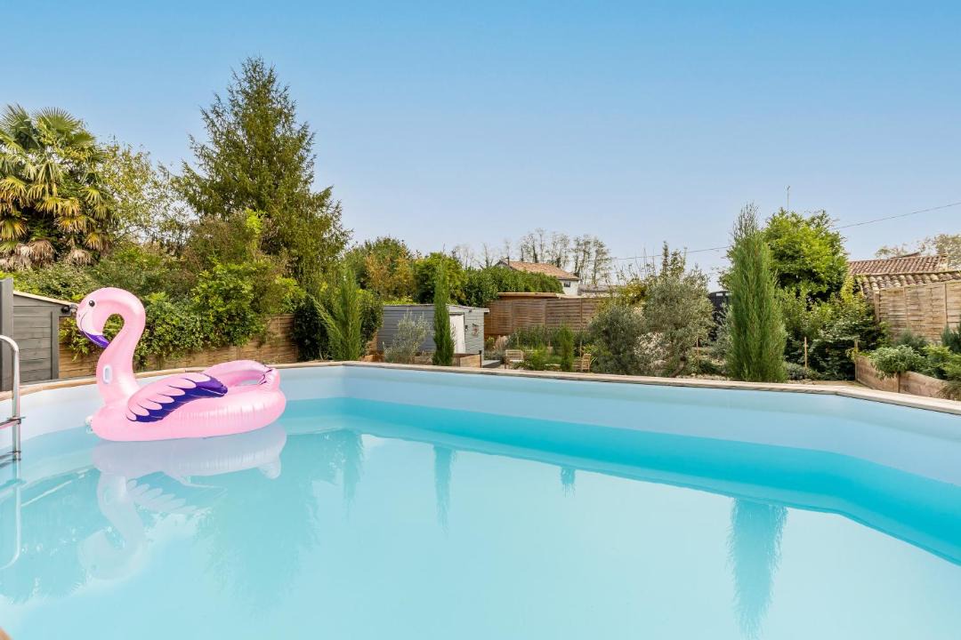 Photo of Outdoor in Vertheuil