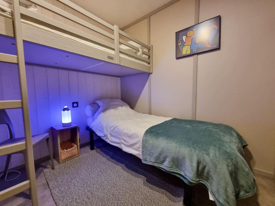 Photo of Bedroom in Labouheyre