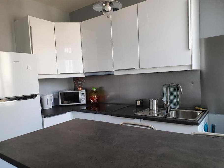 Photo of Kitchen in Bassins a Flot
