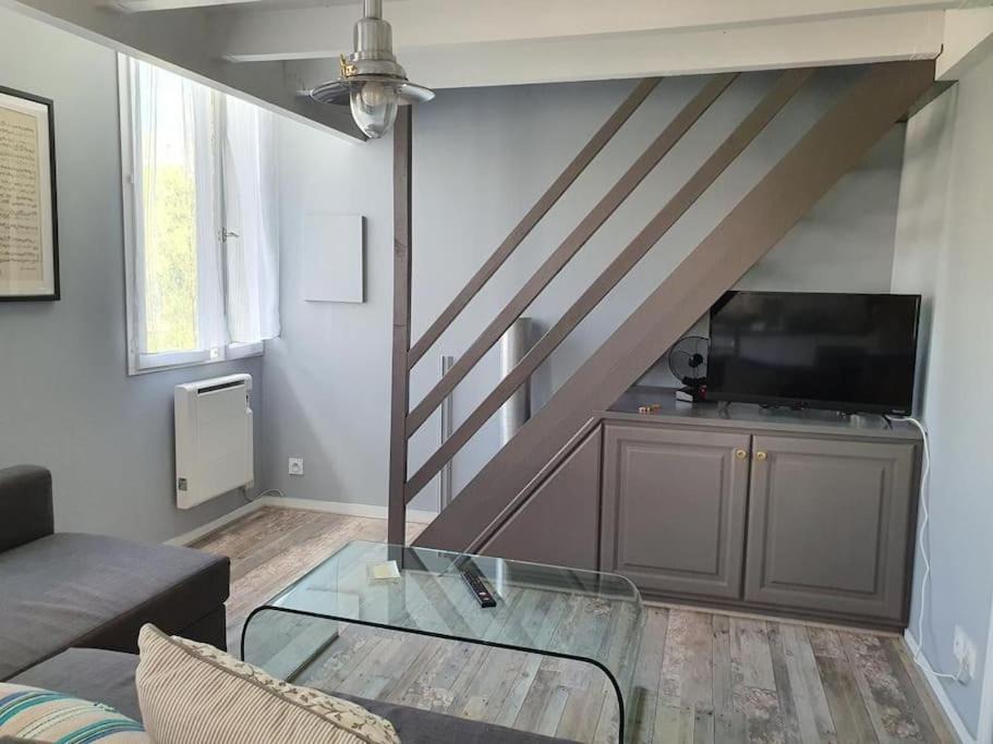 Photo of Livingroom in Bassins a Flot
