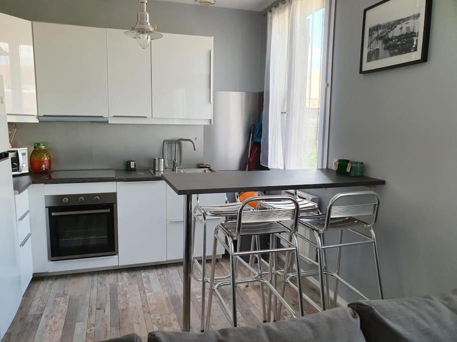 Photo of Kitchen in Bassins a Flot