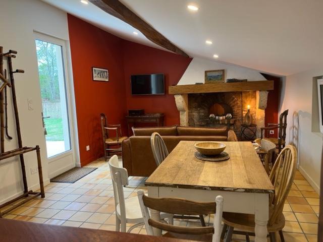 Photo of Livingroom in Sainte-Helene