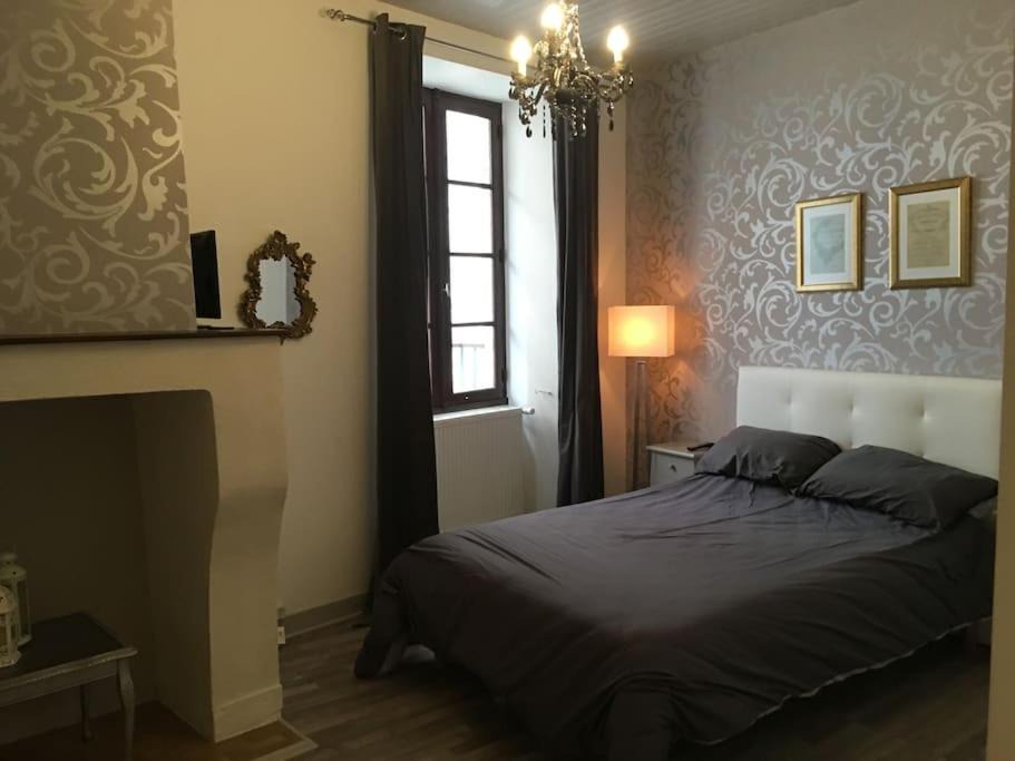 Photo of Bedroom in Confolens