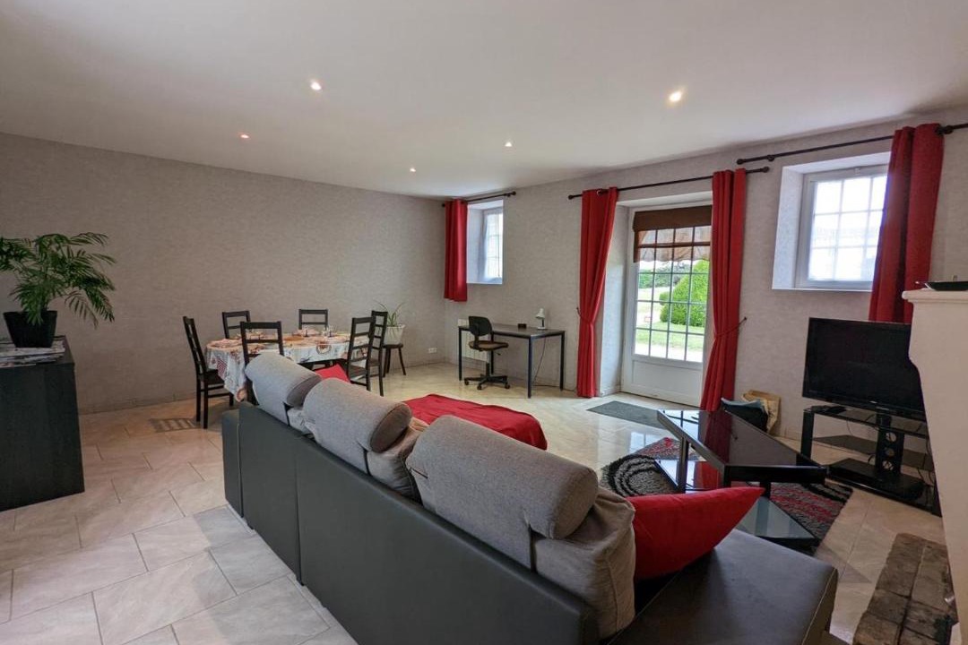 Photo of Livingroom in Cherves-Richemont