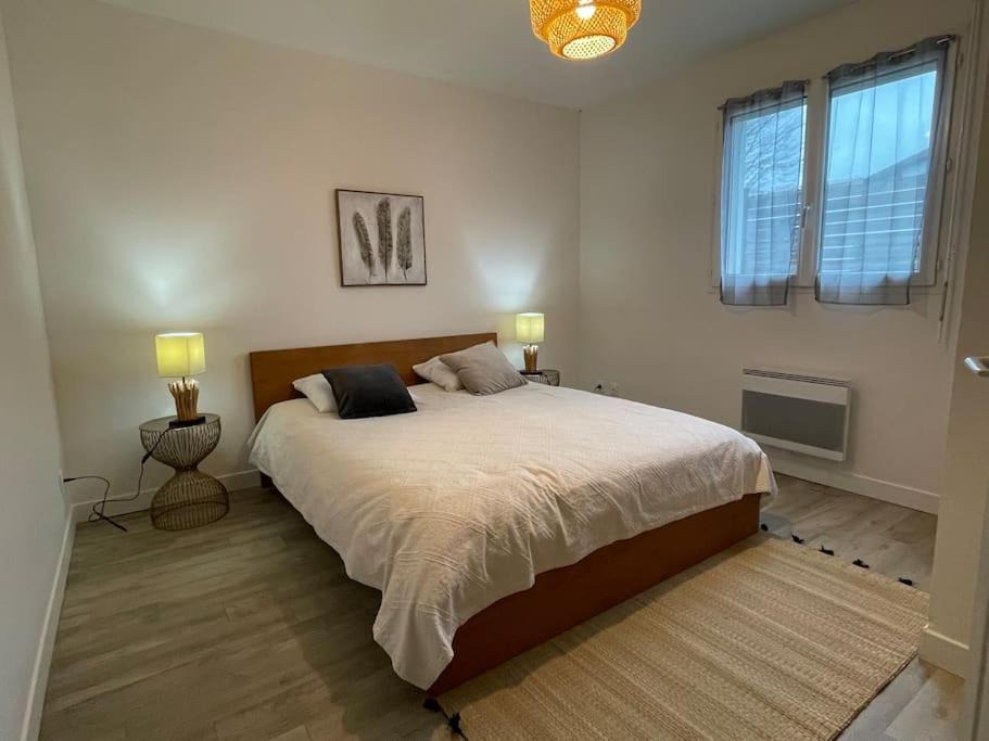 Photo of Bedroom in Montussan