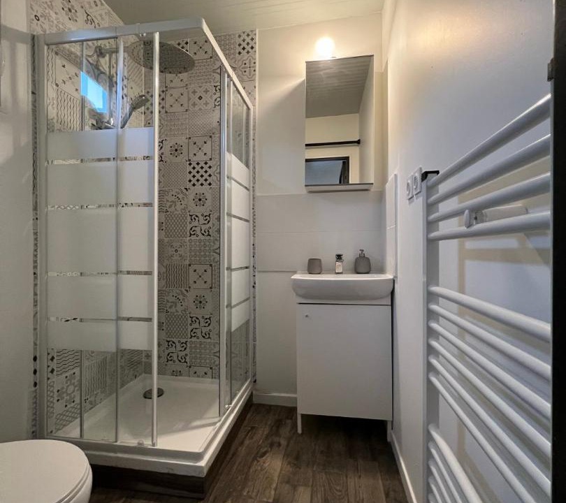 Photo of Bathroom in Begles