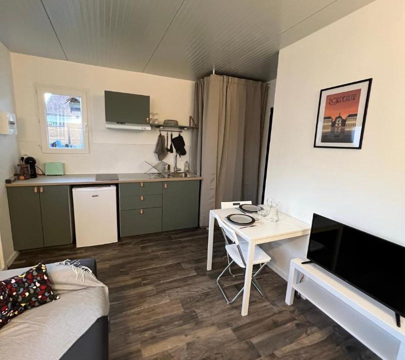 Photo of Livingroom in Begles