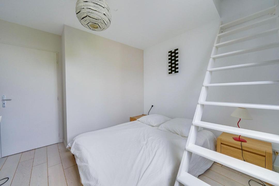 Photo of Bedroom in Saint Seurin - Fondaudege