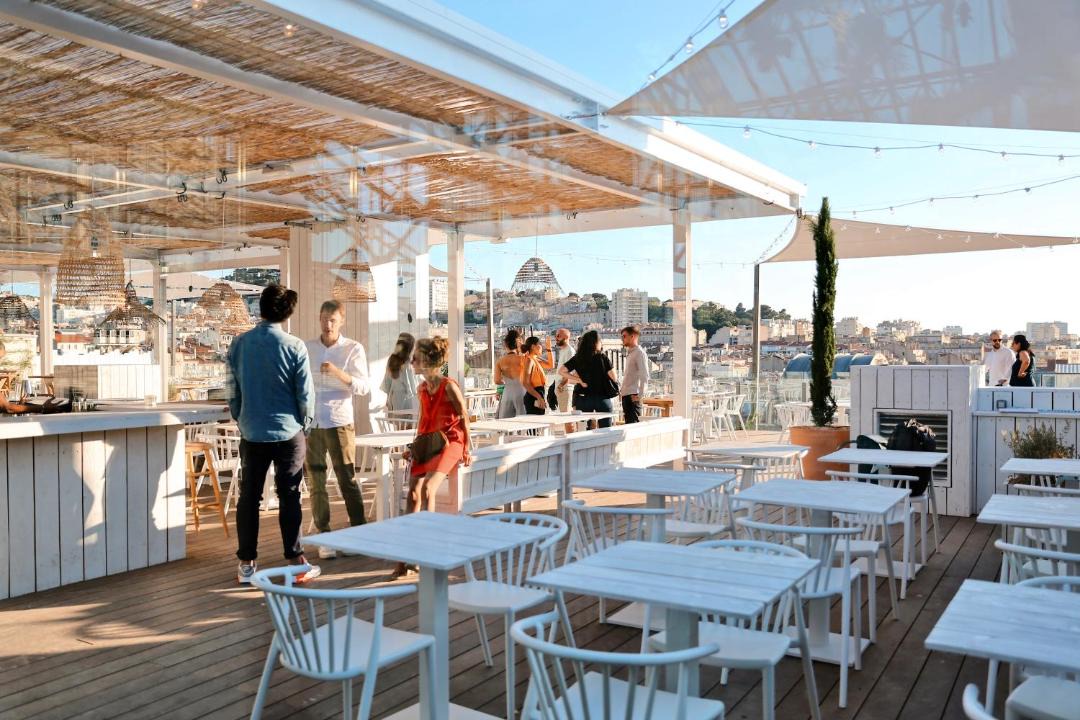 Photo of Patio Balcony in Opera