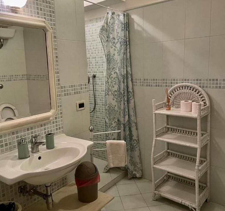 Photo of Bathroom in Buonconvento