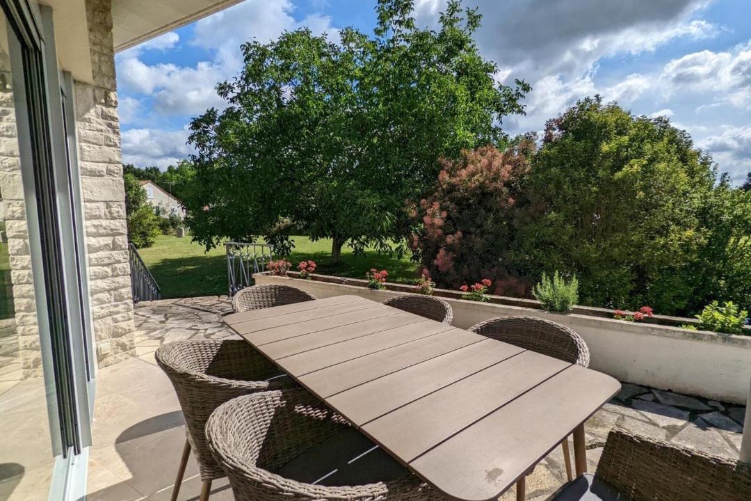 Photo of Patio Balcony in Agris