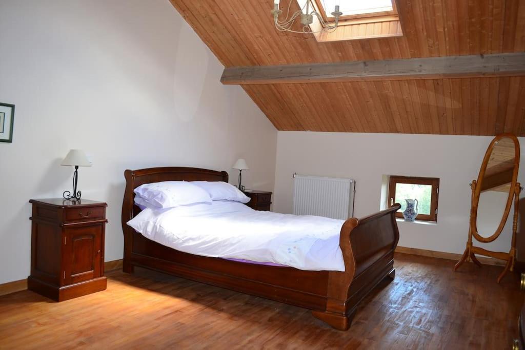 Photo of Bedroom in Chateauponsac