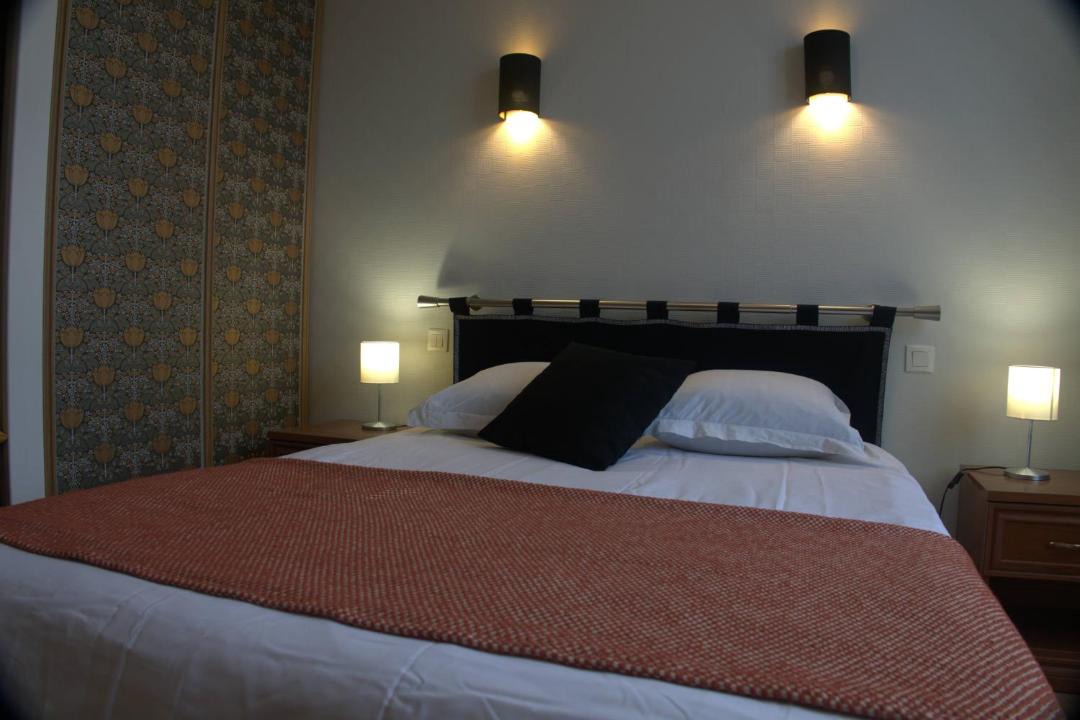 Photo of Bedroom in Saint-Amand-de-Coly