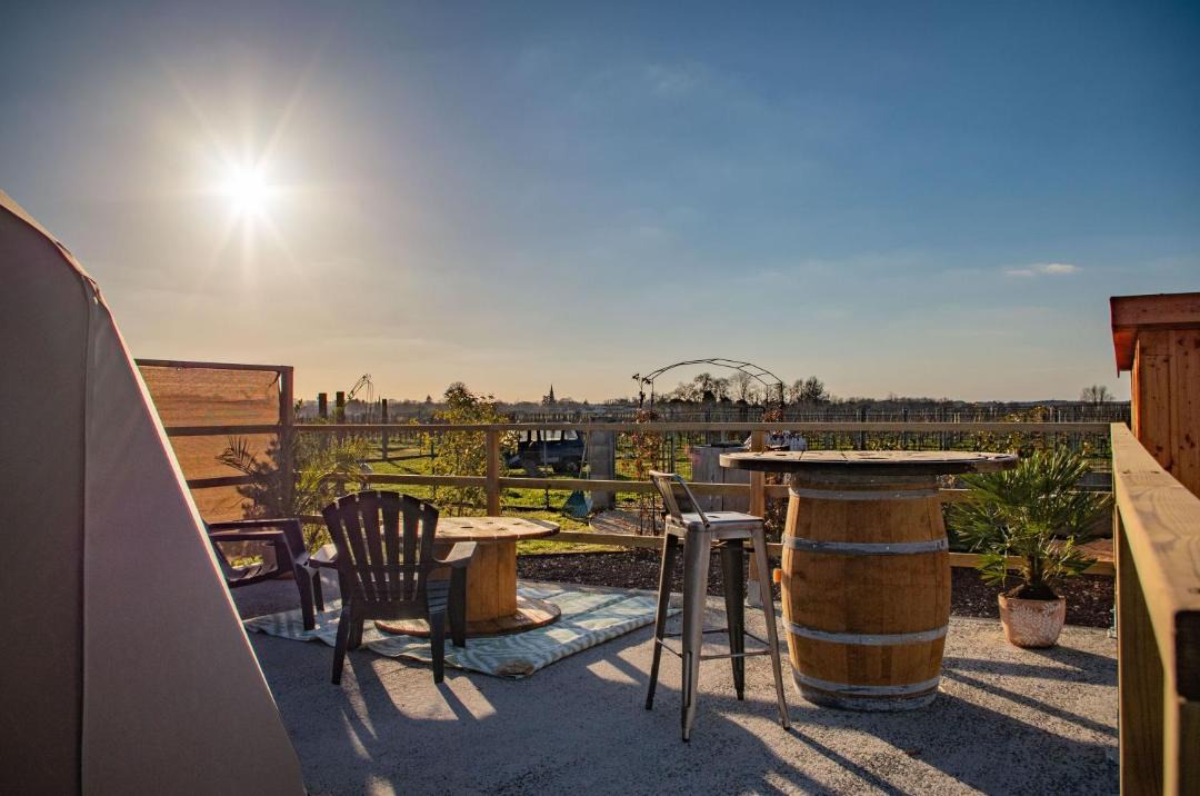 Photo of Patio Balcony in Saint-Girons-d'Aiguevives