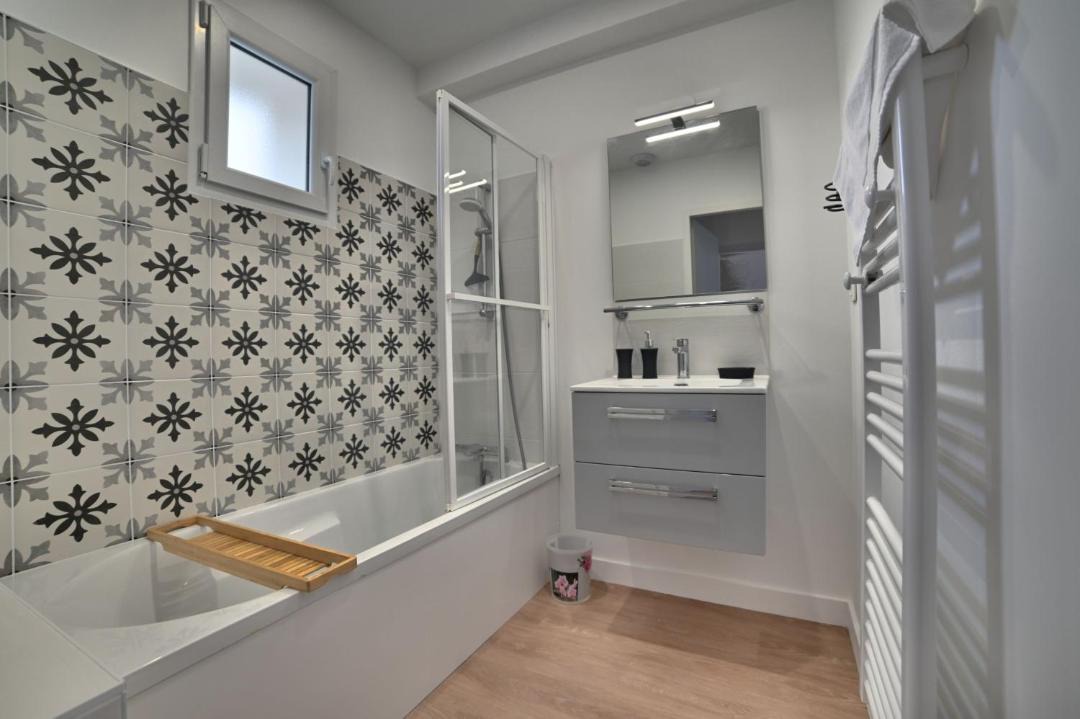 Photo of Bathroom in Les Mathes