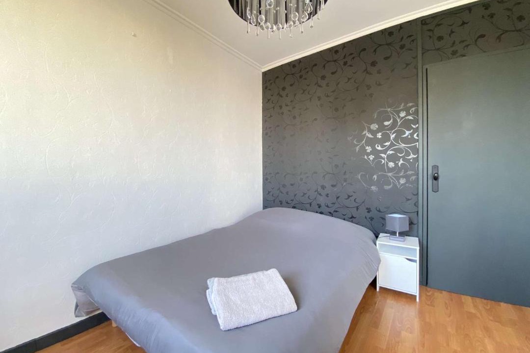 Photo of Bedroom in Mourenx
