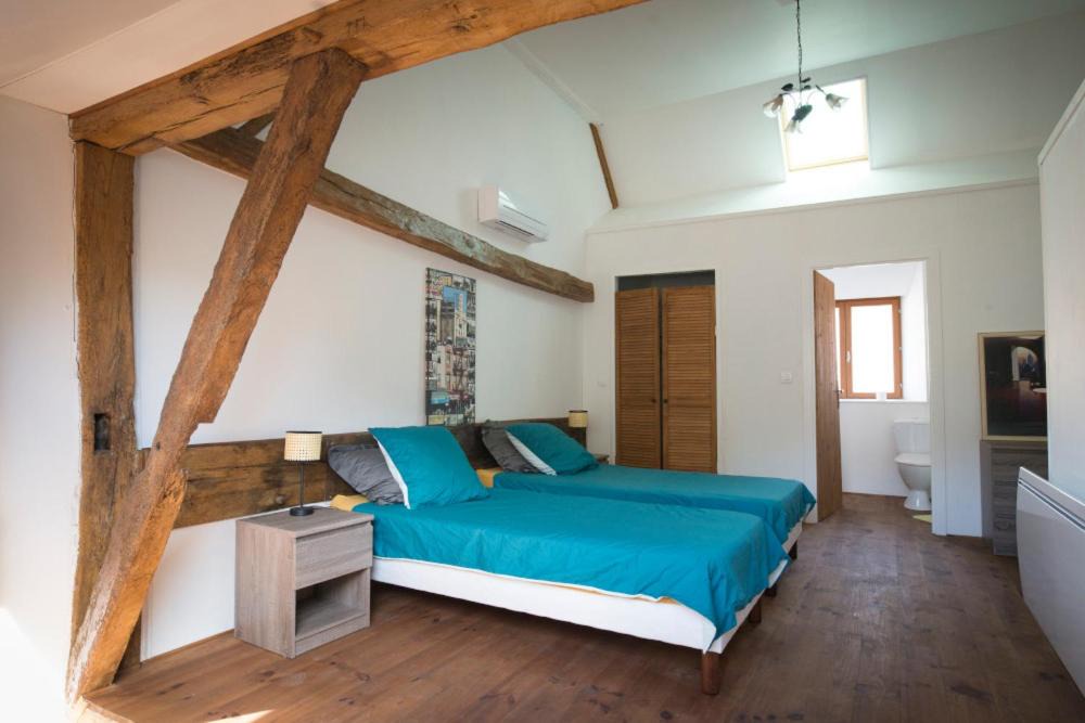 Photo of Bedroom in Ozenx-Montestrucq