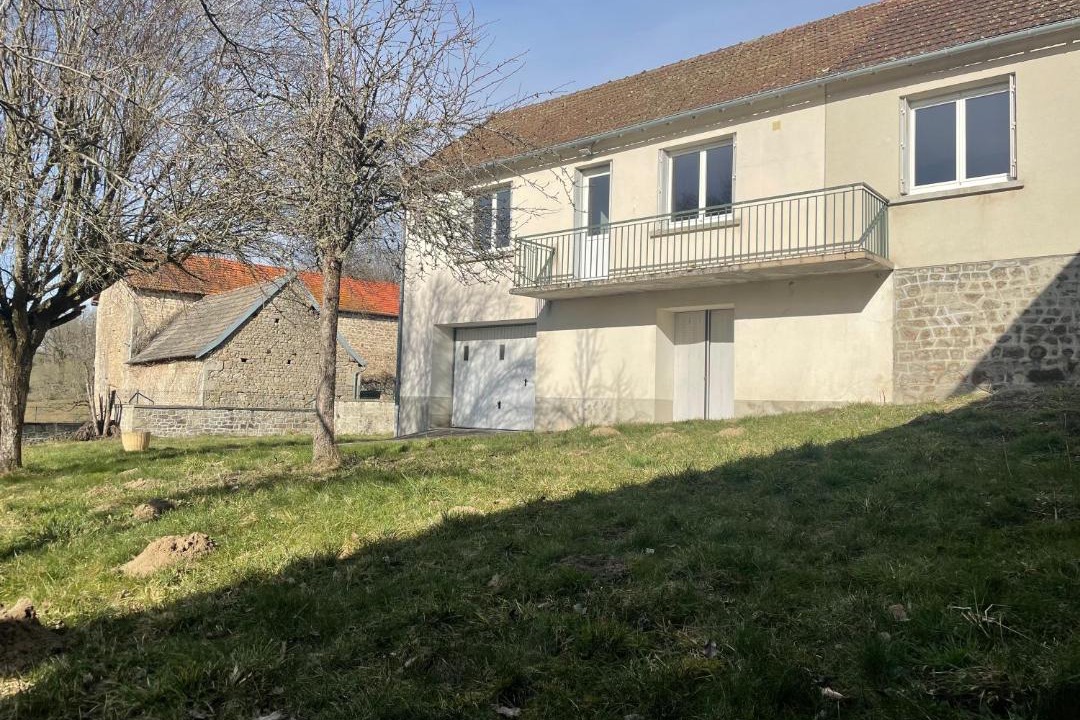 Photo of Buildings in Moutier-Rozeille