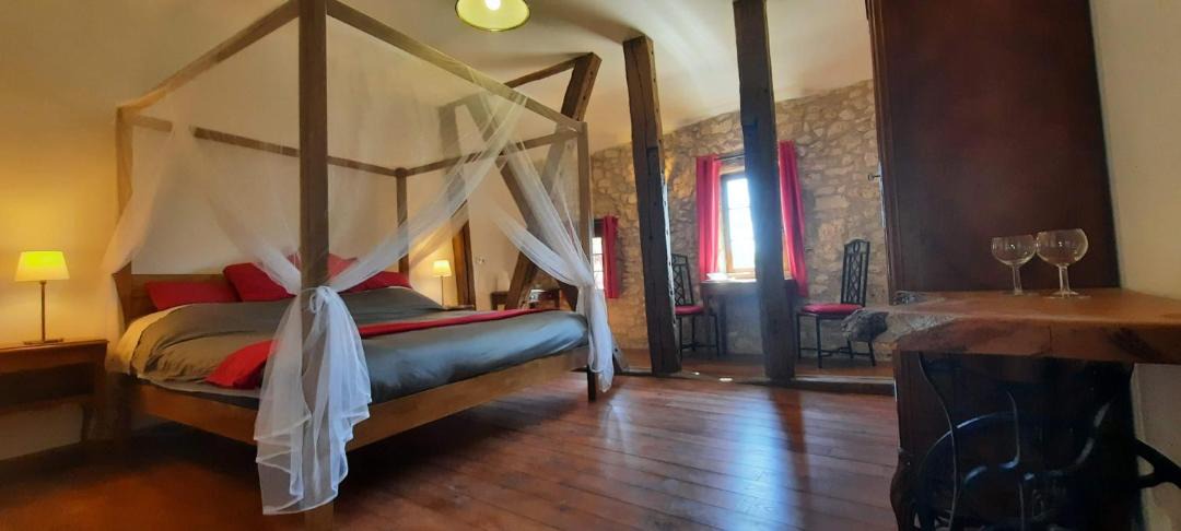 Photo of Bedroom in Issigeac