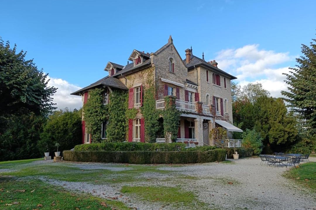 Photo of Others in Hautefort