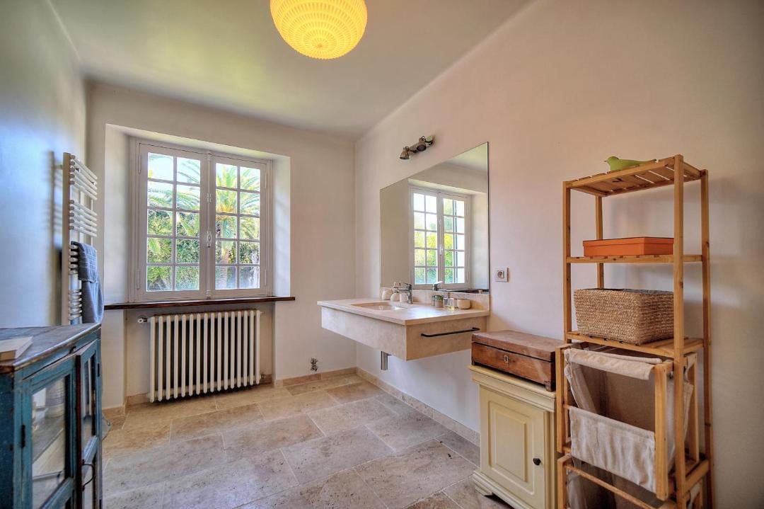 Photo of Livingroom in Antibes