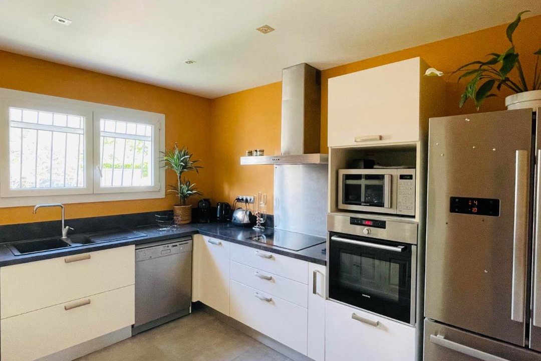 Photo of Kitchen in Saint-Martin-de-Crau