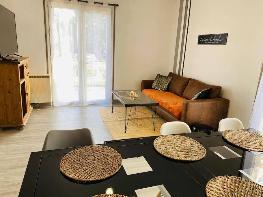 Photo of Livingroom in Segonzac