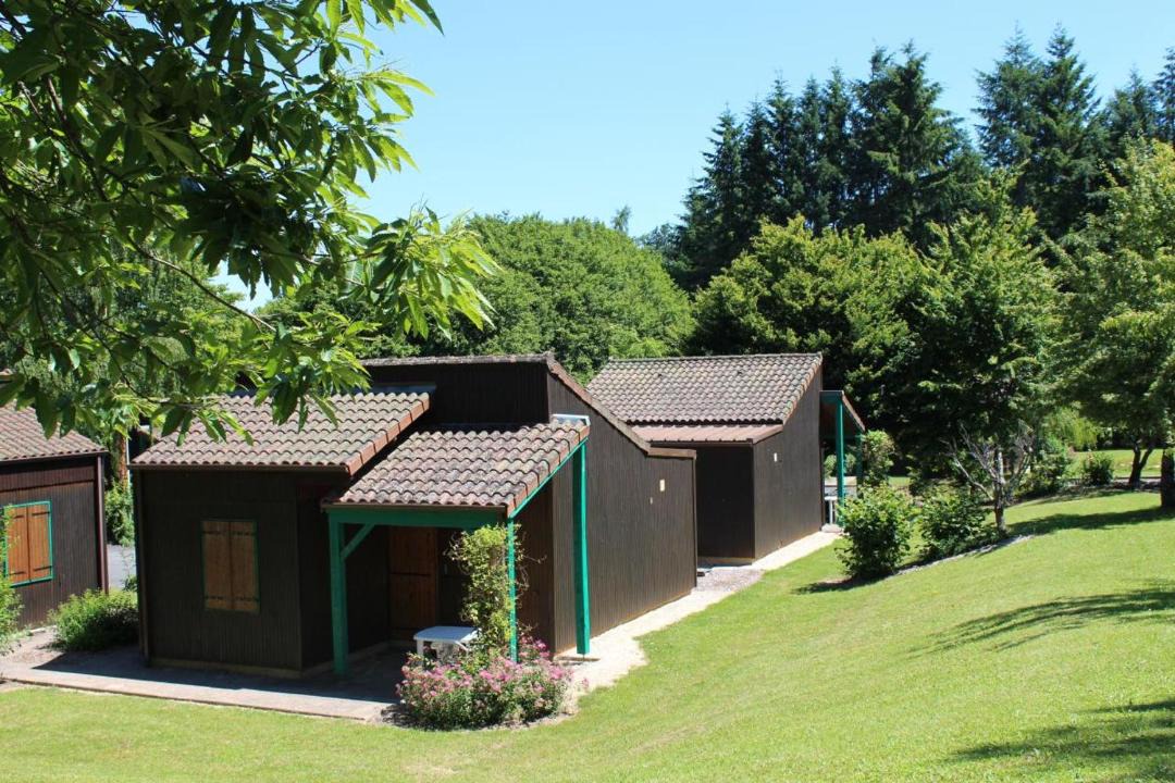 Photo of Buildings in Les Cars