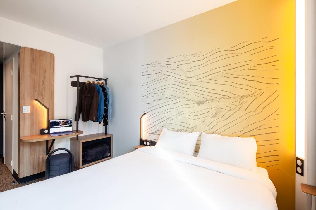 Photo of Bedroom in Saint-Andre-de-Cubzac
