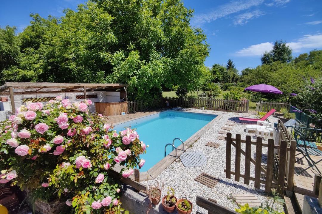 Photo of Outdoor in Annepont