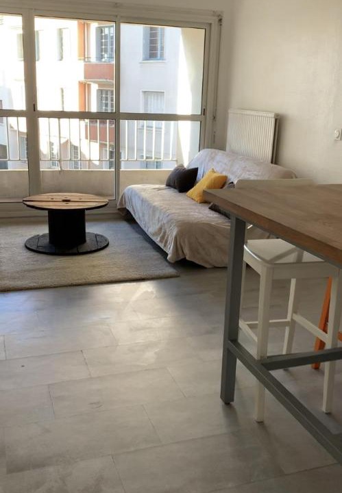 Photo of Livingroom in Centre Ville
