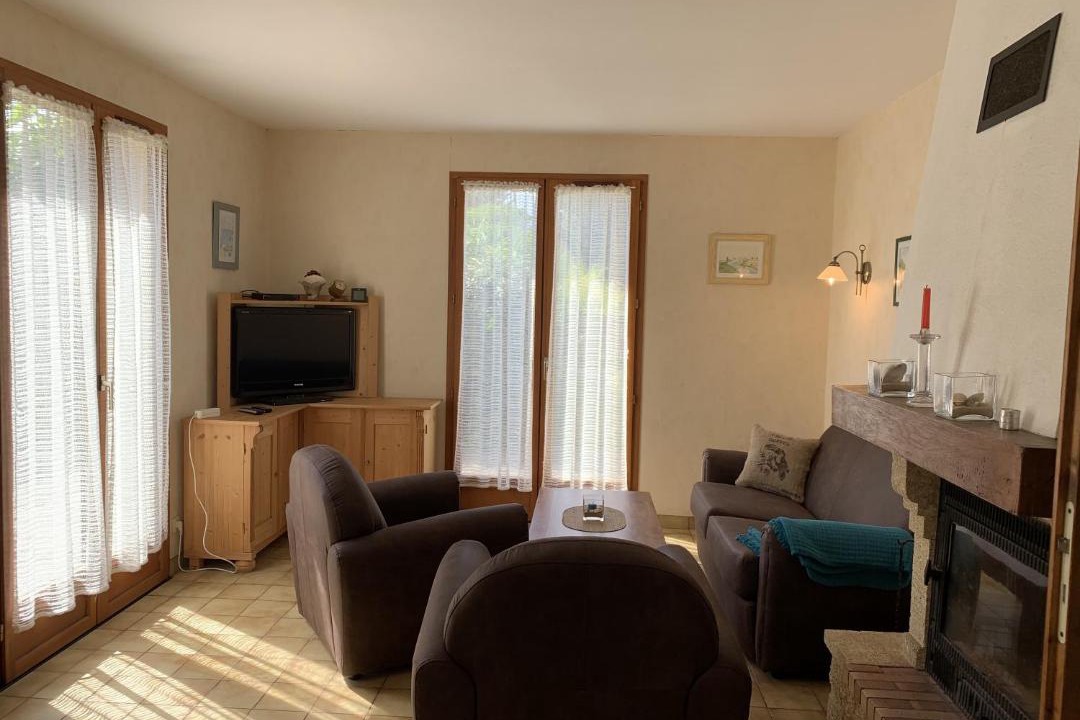 Photo of Livingroom in Le Grand-Village-Plage