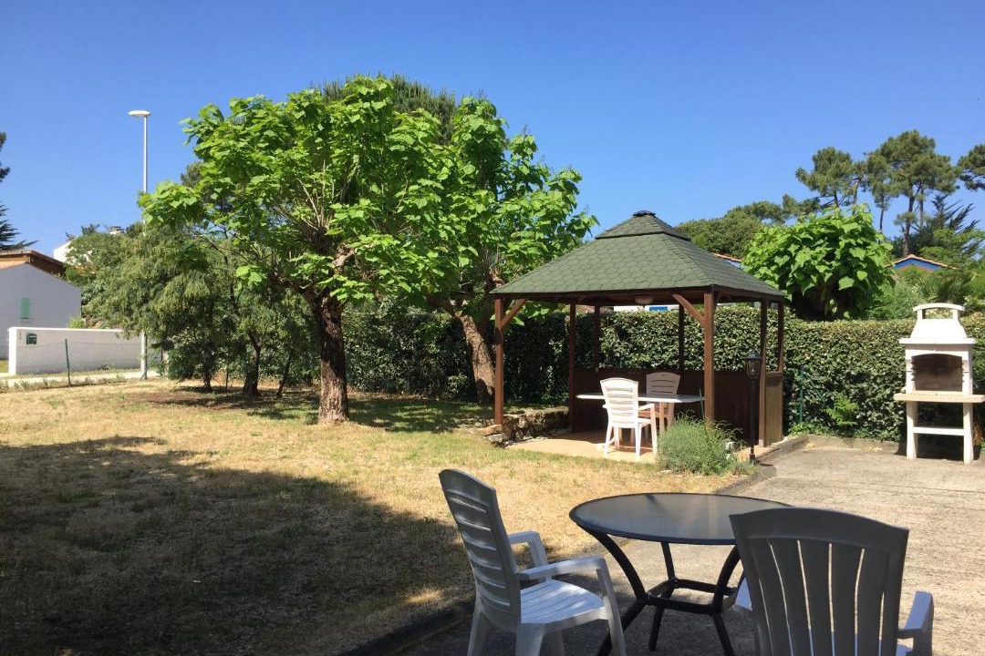 Photo of Patio Balcony in Le Grand-Village-Plage