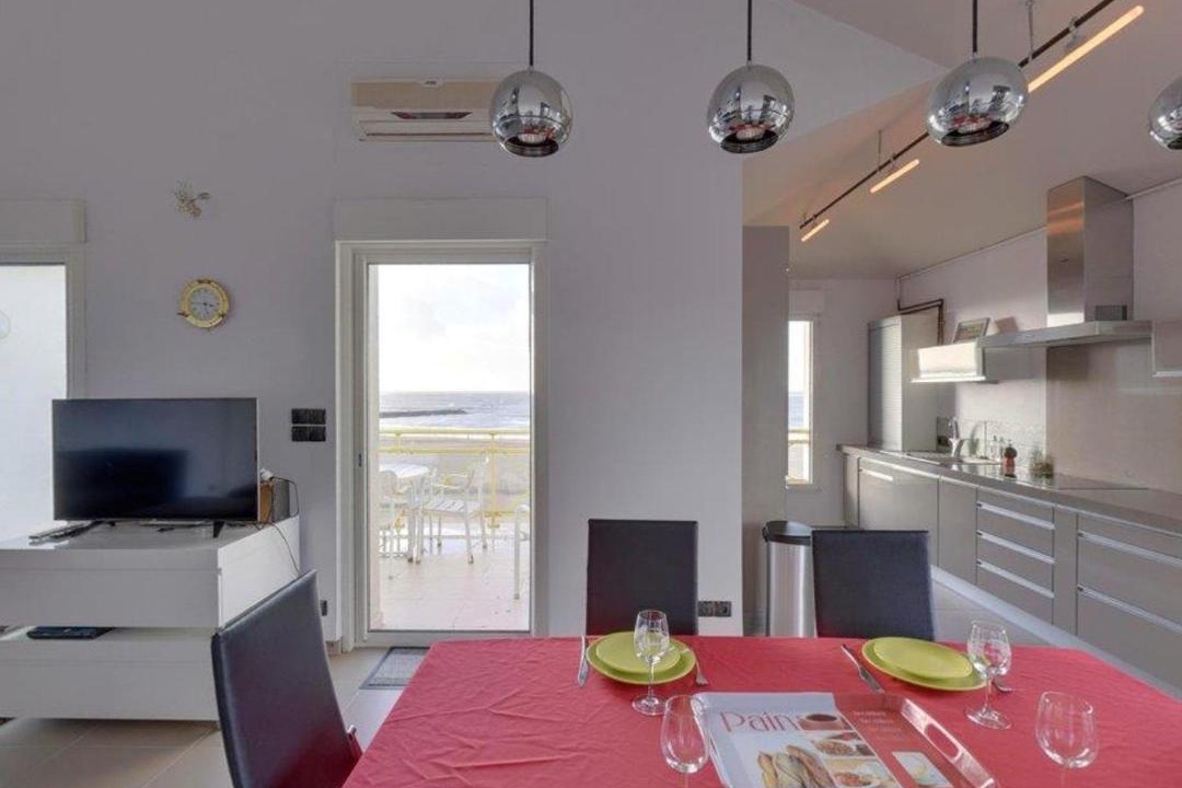 Photo of Livingroom in Port District