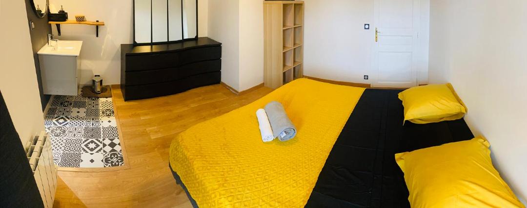 Photo of Bedroom in Cenon