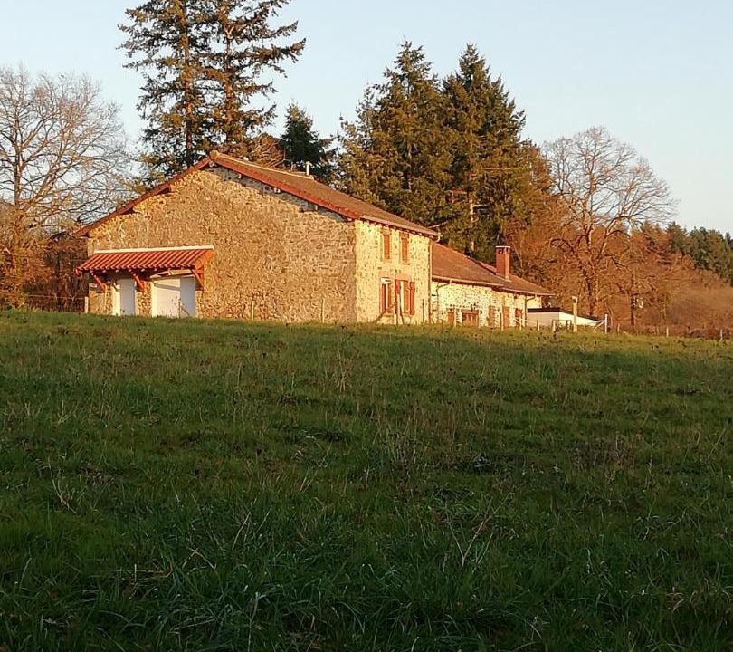 Photo of Buildings in Vayres