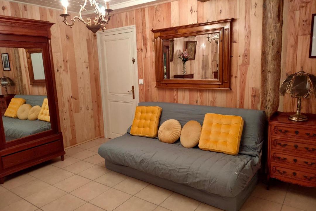 Photo of Livingroom in Aubeterre-sur-Dronne