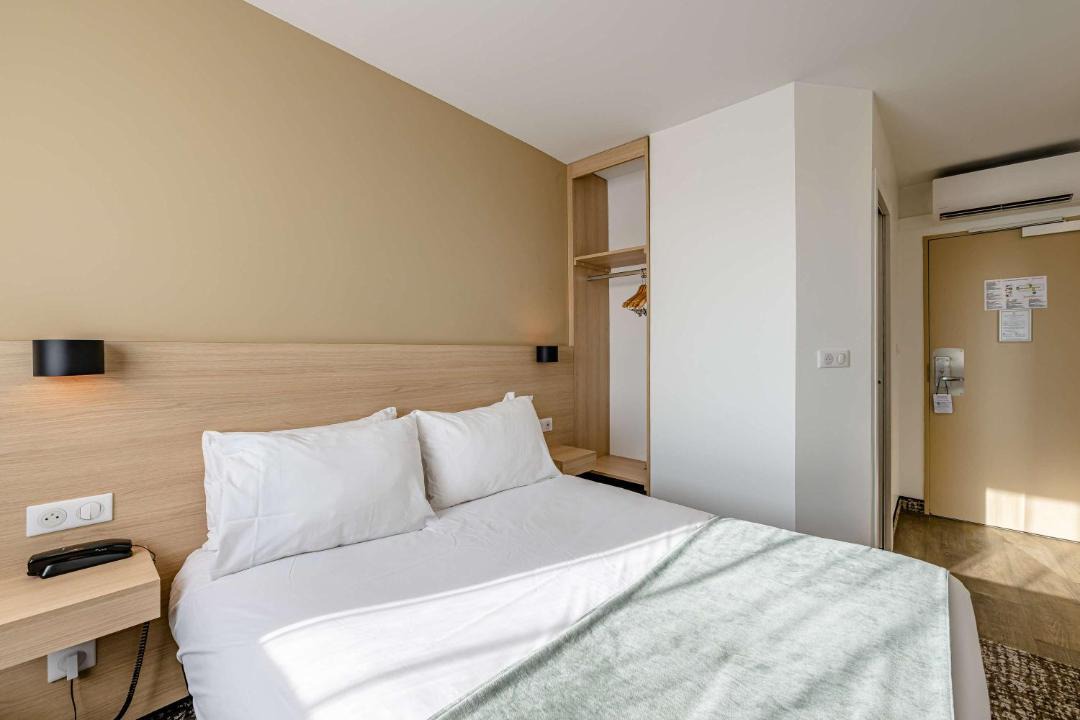 Photo of Bedroom in Bordeaux Maritime