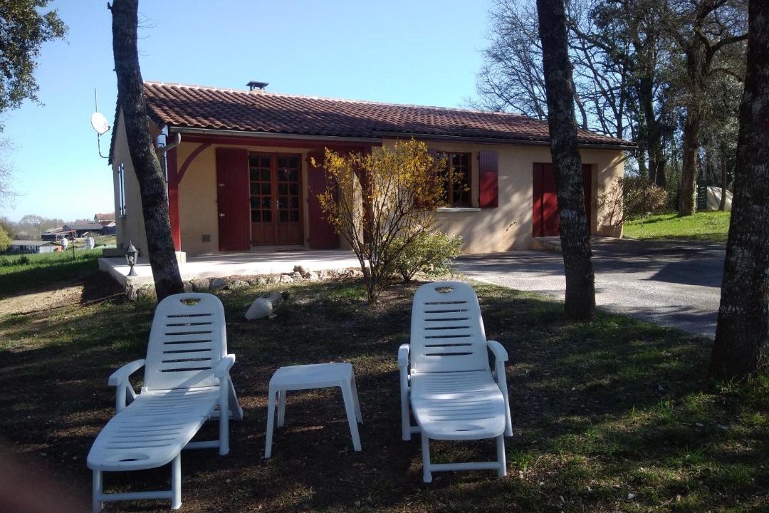 Photo of Buildings in Cenac-et-Saint-Julien