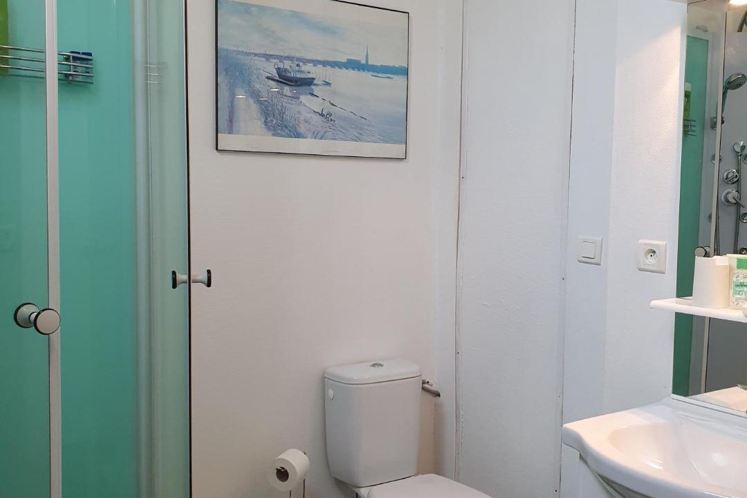 Photo of Bathroom in Saint-Jean-de-Blaignac