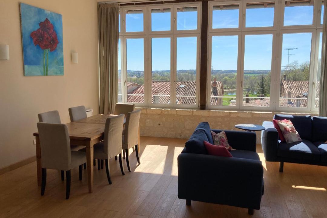 Photo of Livingroom in Aubeterre-sur-Dronne