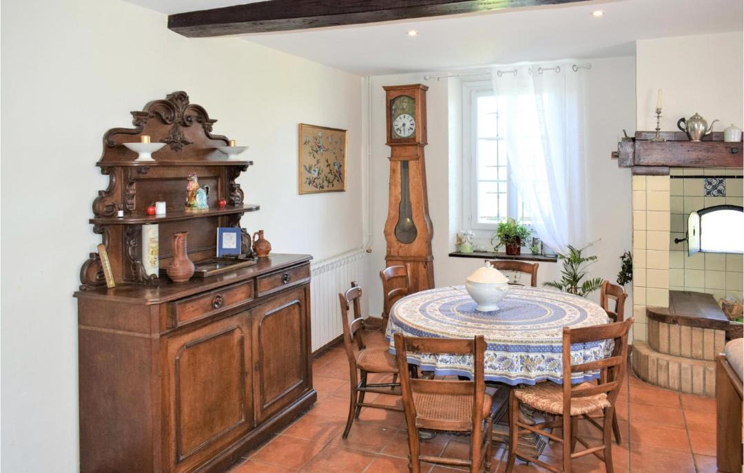 Photo of Livingroom in Miossens-Lanusse