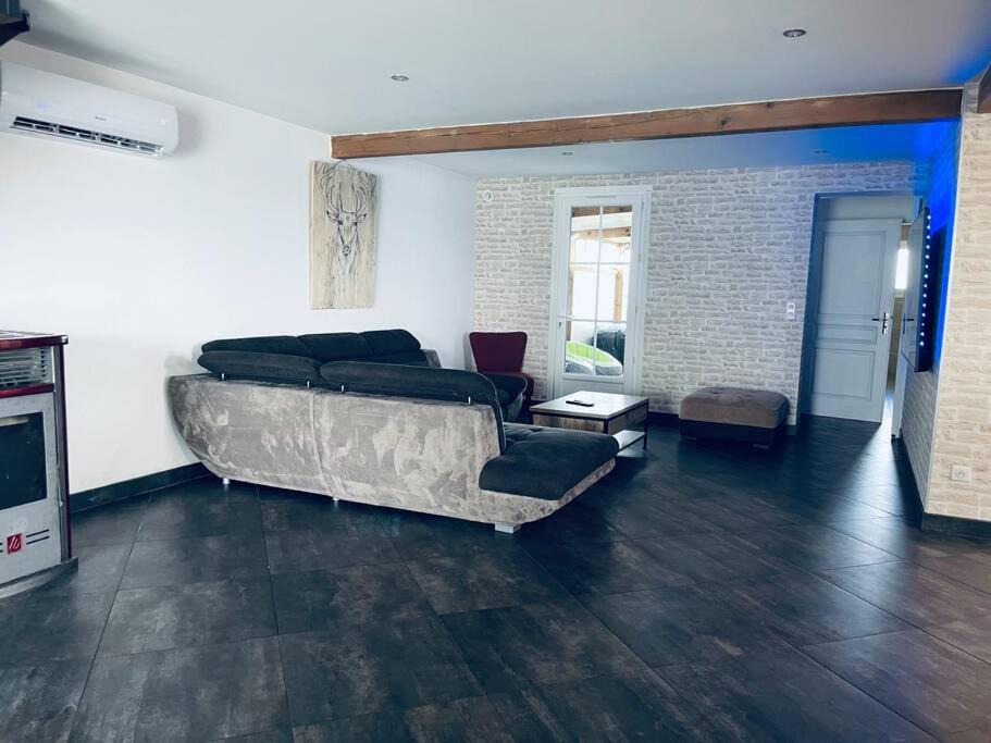 Photo of Livingroom in Boudy-de-Beauregard