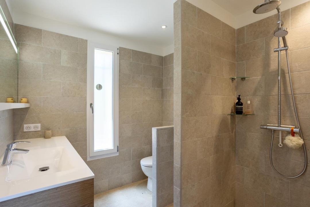 Photo of Bathroom in Saint-Pantaleon