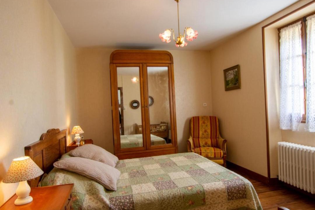 Photo of Bedroom in Thiviers