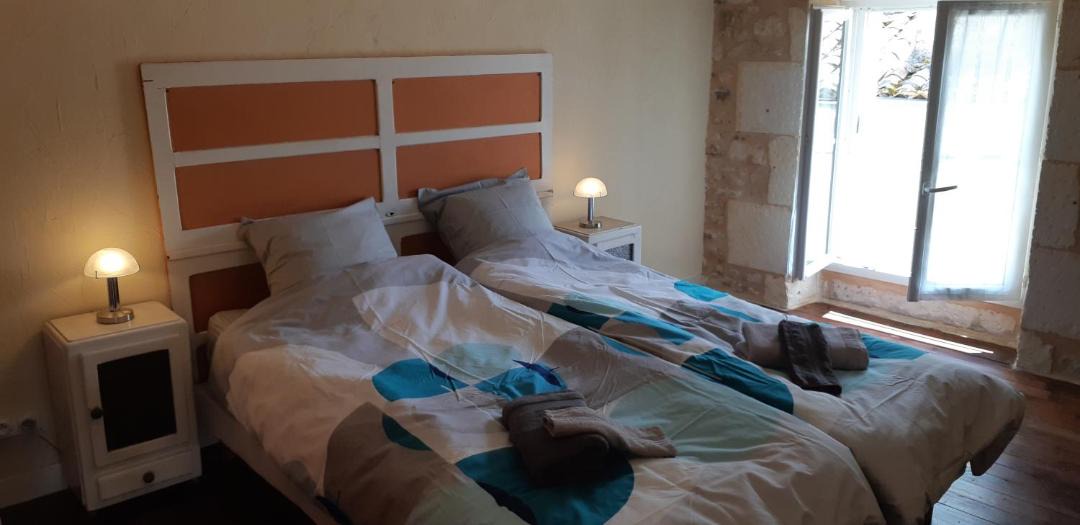 Photo of Bedroom in Mirambeau