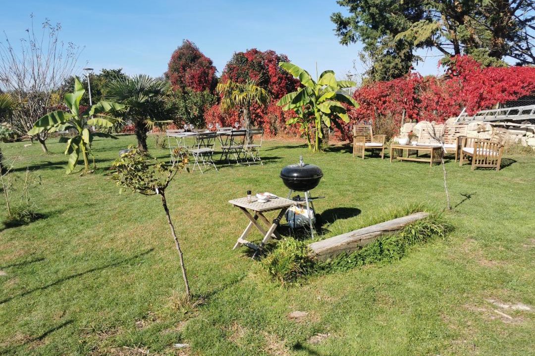 Photo of Outdoor in Sainte-Terre