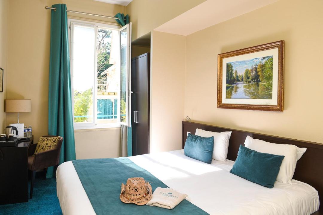 Photo of Bedroom in Saint-Palais-sur-Mer