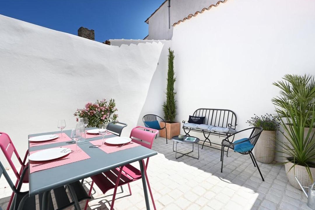 Photo of Patio Balcony in Les Portes-en-Re